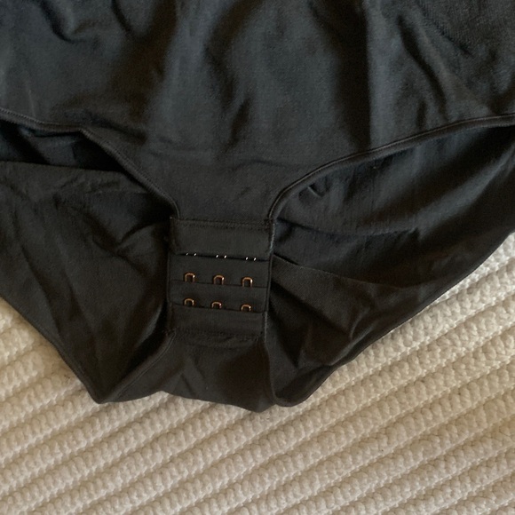 Black Long Sleeve Bodysuit - Picture 2 of 7